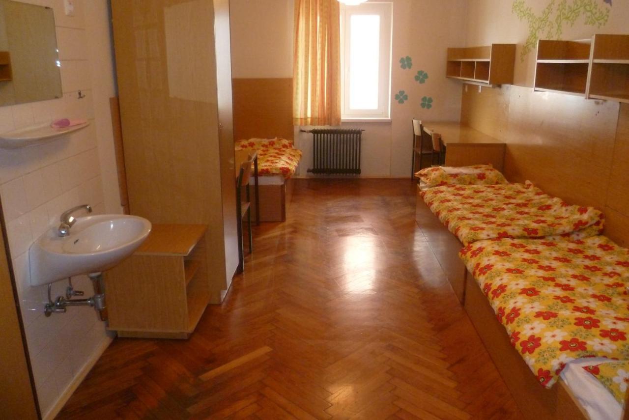 Hostel Tabor Ljubljana Phòng bức ảnh